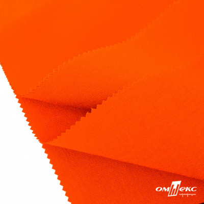 Ткань смесовая для спецодежды "Униформ" 17-1350, 200 гр/м2, шир.150 см, цвет люм.оранжевый - купить в Дзержинске. Цена 140.14 руб.